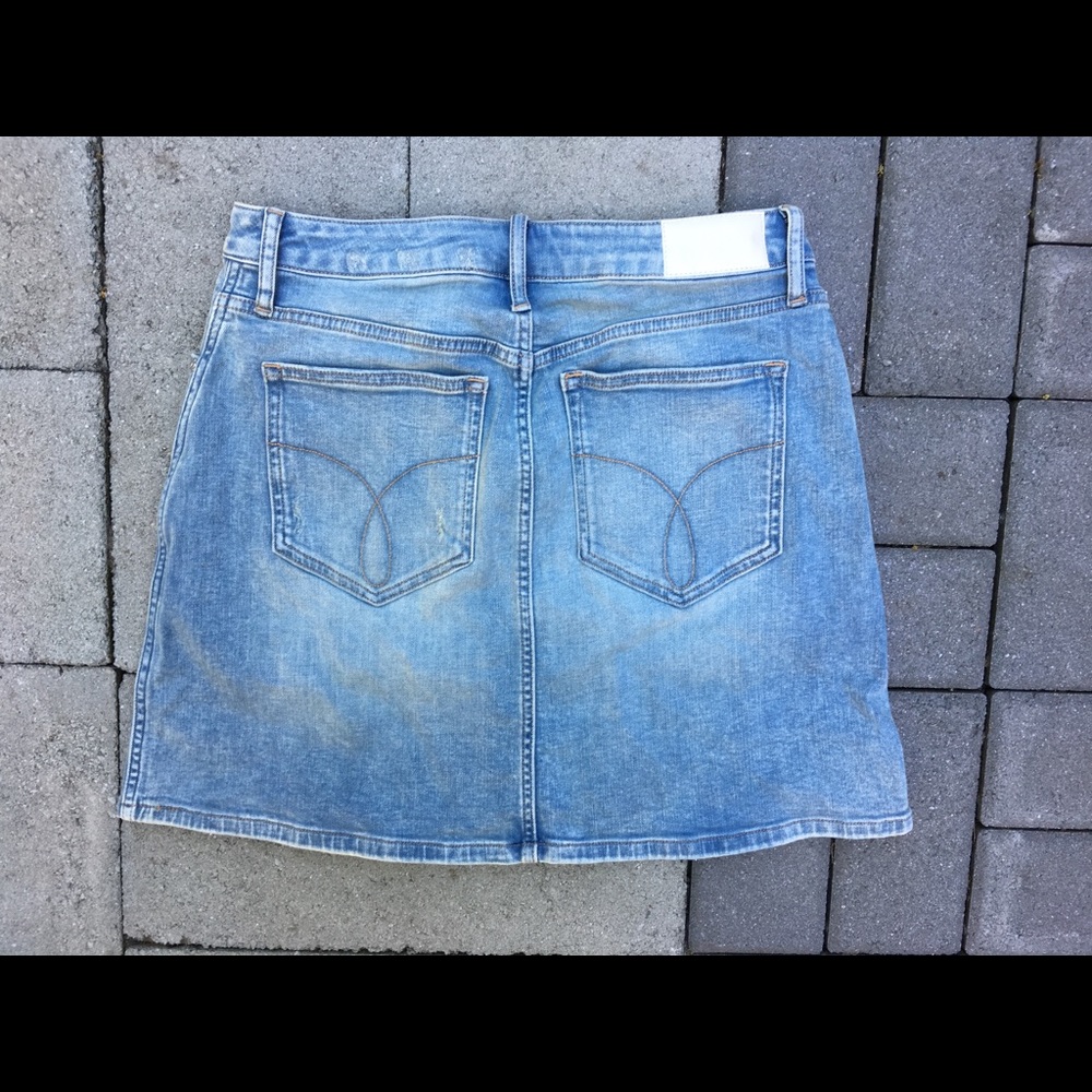 Calvin Klein high waisted skirt size 30 brand new
